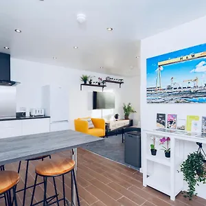 Cosy And Modern Heart Of Belfast